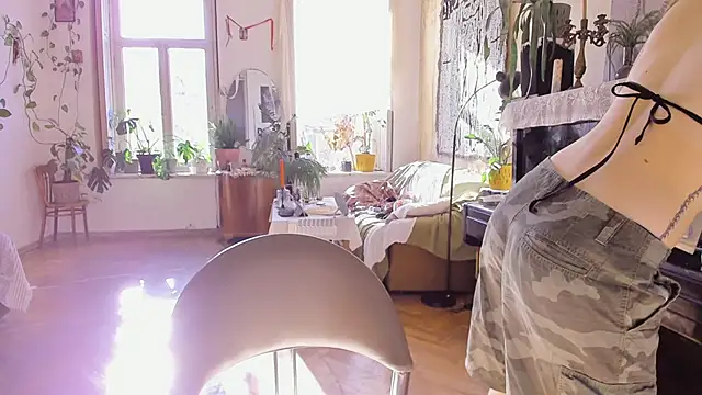 Miranda2 0 online show from 01-07-26, 08:19