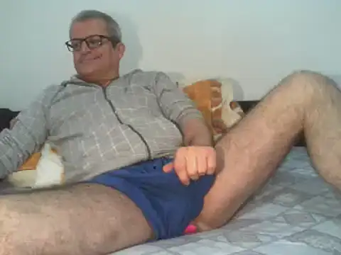 greeneyeshot12 online show from 12-19-25, 10:23