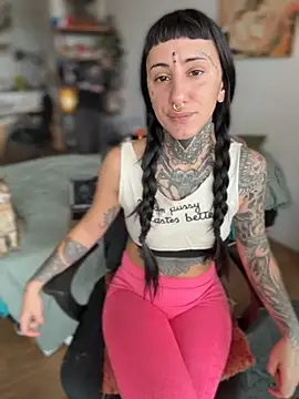 Snapshot of samisamsx chatting on 10-12-25, 06:09 samisamsx online show from 10-12-25, 06:09