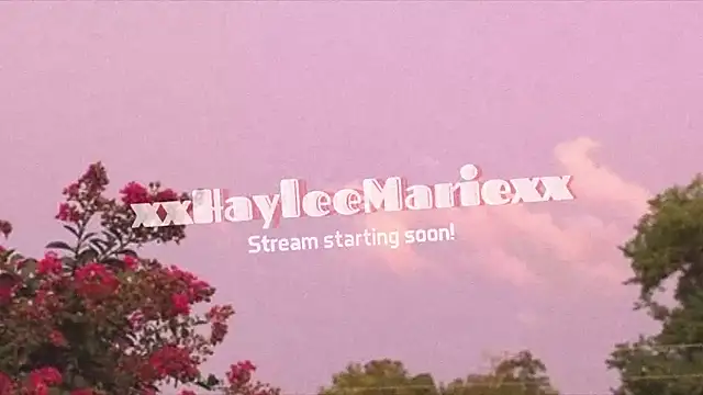 Snapshot of xxhayleemariexx chatting on 05-11-26, 02:35 xxhayleemariexx online show from 05-11-26, 02:35
