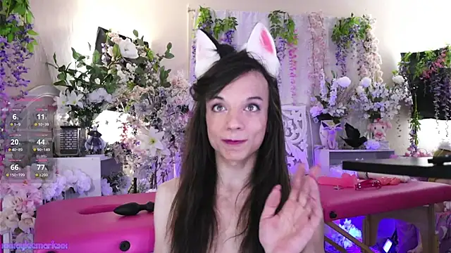 Snapshot of xxhayleemariexx chatting on 05-18-26, 02:44 xxhayleemariexx online show from 05-18-26, 02:44