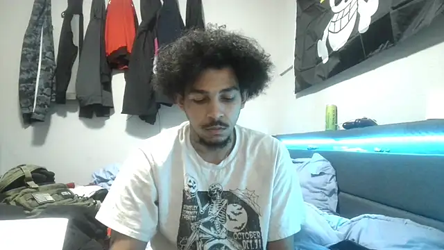 Snapshot of bigdickjojo69 chatting on 01-13-26, 10:13 bigdickjojo69 online show from 01-13-26, 10:13