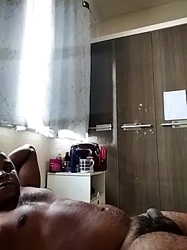 Snapshot of chokito32 chatting on 02-25-26, 01:11 chokito32 online show from 02-25-26, 01:11