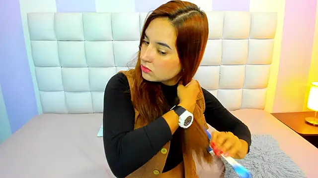 teresasroom  online show from 01-10-26, 02:01