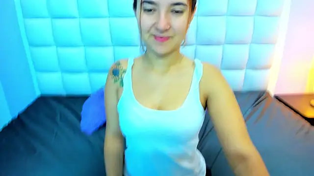 teresasroom  online show from 04-18-26, 11:34