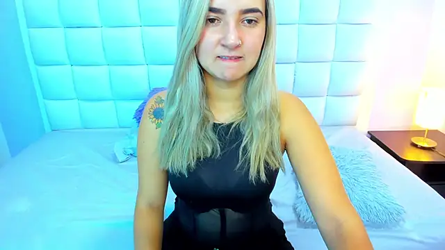 teresasroom  online show from 09-11-25, 02:28