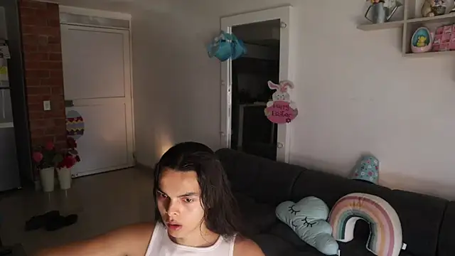  Vahos  online show from 04-15-26, 05:17