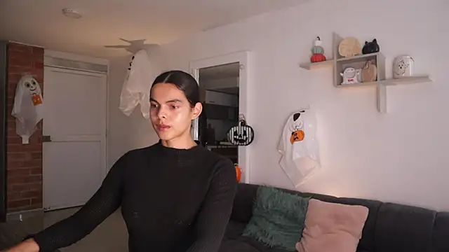  Vahos  online show from 10-27-25, 07:04