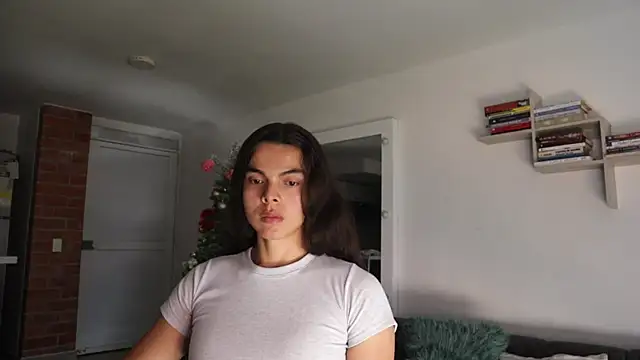  Vahos  online show from 12-18-25, 06:12