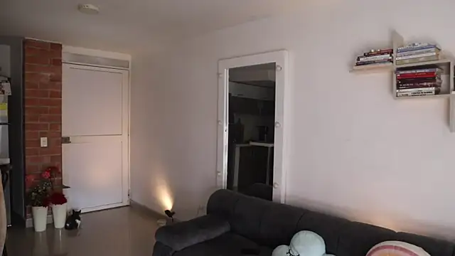  Vahos  online show from 03-23-26, 07:25