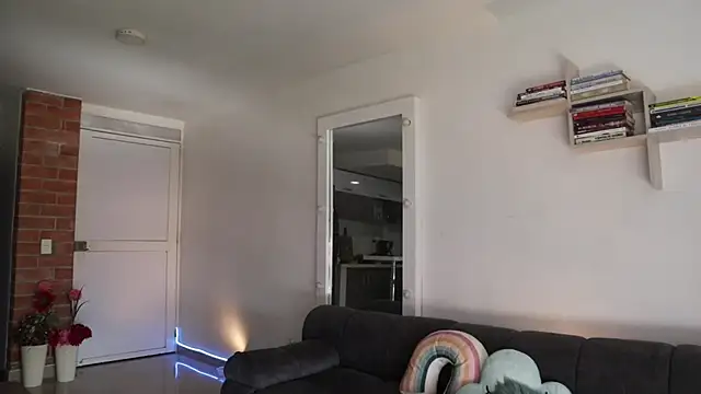  Vahos  online show from 03-06-26, 05:30