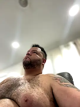 Snapshot of Gabihotxxx1 chatting on 11-27-25, 04:40 Gabihotxxx1 online show from 11-27-25, 04:40