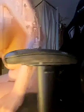 Remiliya online show from 10-19-25, 11:57