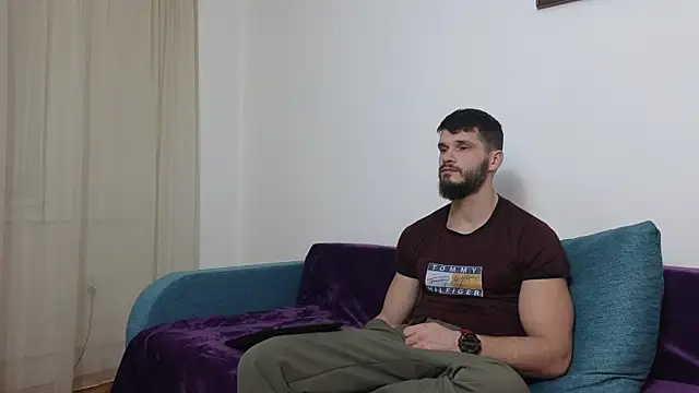 Snapshot of MauroTwin chatting on 02-19-25, 07:48 MauroTwin online show from 02-19-25, 07:48