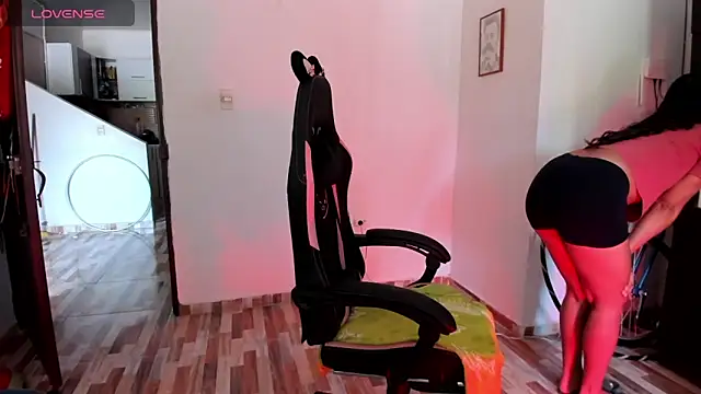 adrena 10 online show from 04-14-26, 03:50