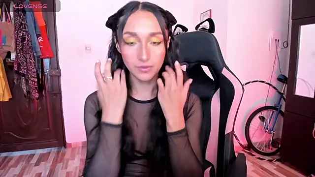 adrena 10 online show from 04-11-26, 03:38