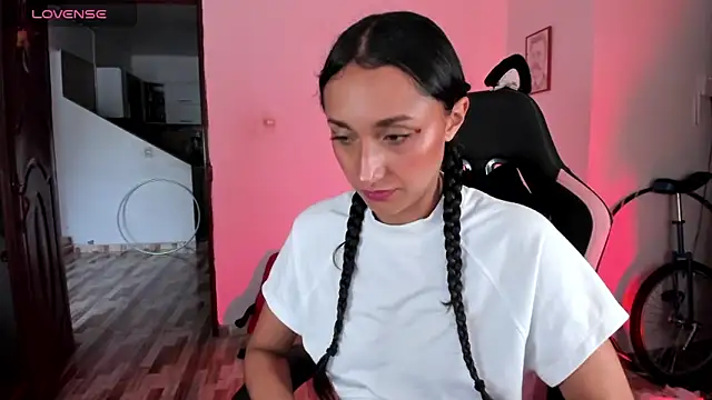 adrena 10 online show from 03-26-26, 11:41