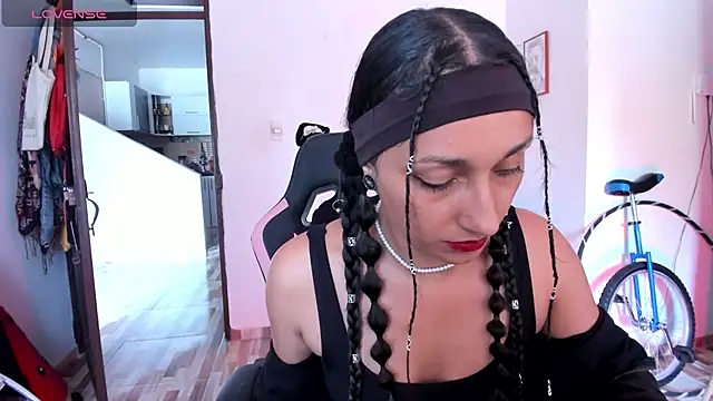 Snapshot of adrena_10 chatting on 05-11-26, 04:04 adrena 10 online show from 05-11-26, 04:04