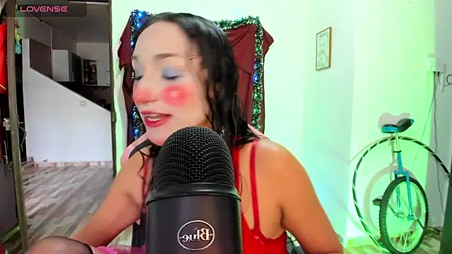 Snapshot of adrena_10 chatting on 05-17-26, 01:00 adrena 10 online show from 05-17-26, 01:00