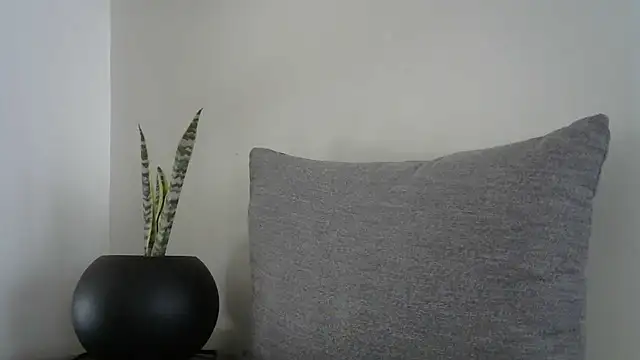 Snapshot of missytrig chatting on 02-07-26, 12:02 missytrig online show from 02-07-26, 12:02