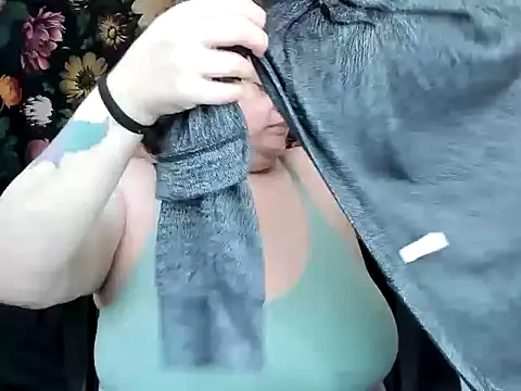 Exotic-Melons online show from 05-02-26, 08:03