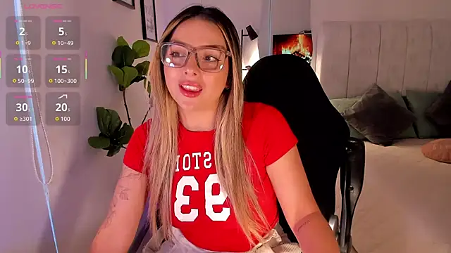 AmyWood online show from 04-18-26, 11:12