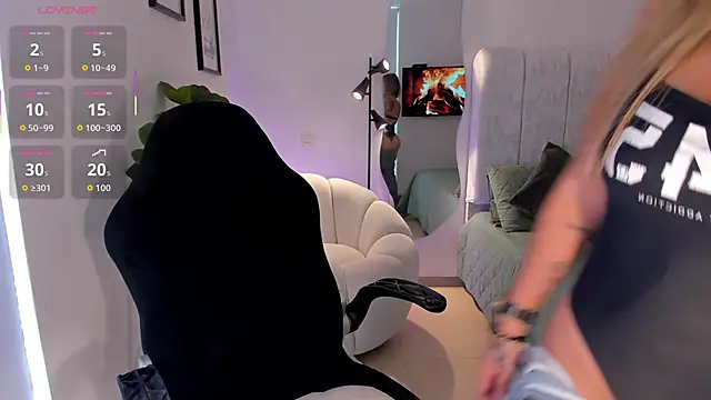 AmyWood online show from 03-04-26, 06:48