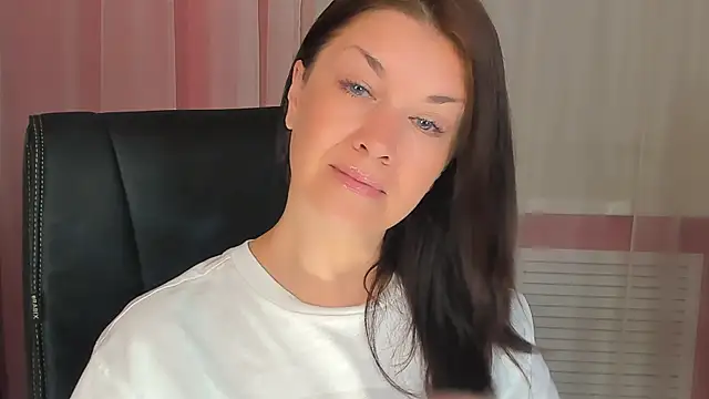 AnaMills online show from 06-19-26, 08:36