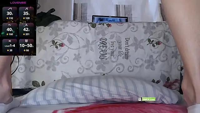 Angel-Demon20 online show from 12-19-25, 09:44