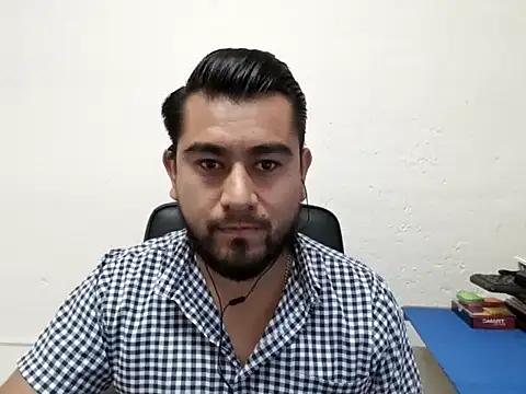 youmanhorny online show from 06-17-26, 04:17