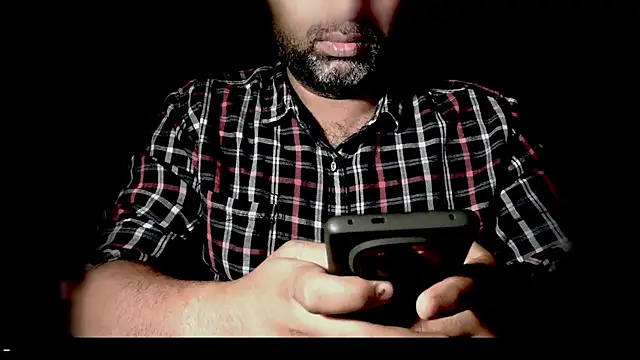 Snapshot of _x_rated_ chatting on 05-21-26, 04:04 x rated online show from 05-21-26, 04:04