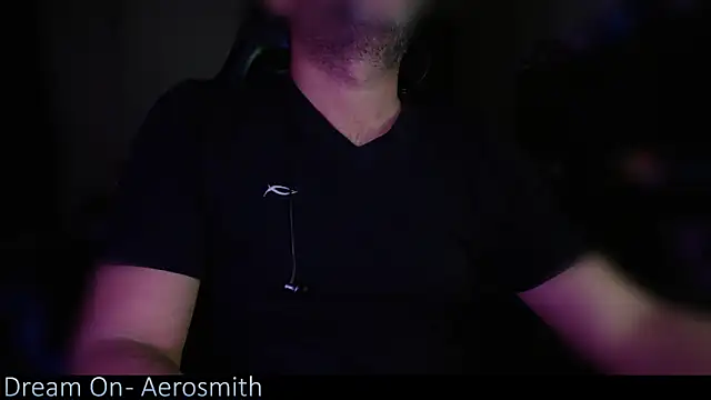 Snapshot of _x_rated_ chatting on 03-19-25, 08:11 x rated online show from 03-19-25, 08:11