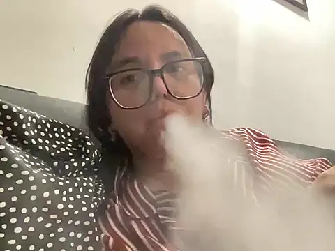 Snapshot of HOTASIANPUSSY4YOU chatting on 10-21-25, 03:00 HOTASIANPUSSY4YOU online show from 10-21-25, 03:00