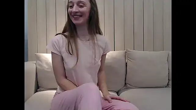 ShySchoolGirl online show from 03-03-25, 04:26