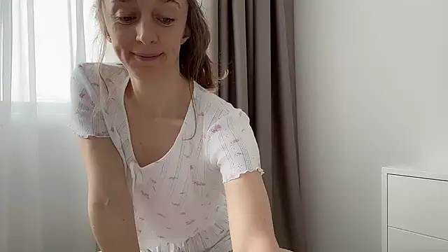 ShySchoolGirl online show from 02-27-26, 01:00