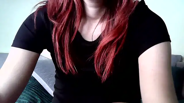 Snapshot of Katesweetkate chatting on 05-26-26, 05:00 Katesweetkate online show from 05-26-26, 05:00