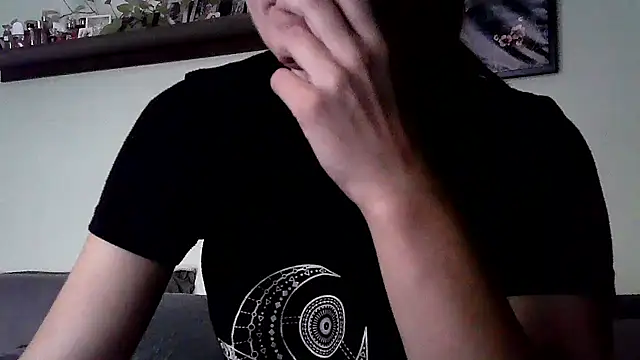 Katesweetkate online show from 11-17-25, 07:45