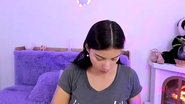 Snapshot of Arenne_rouse chatting on 02-26-25, 04:16 Arenne rouse online show from 02-26-25, 04:16