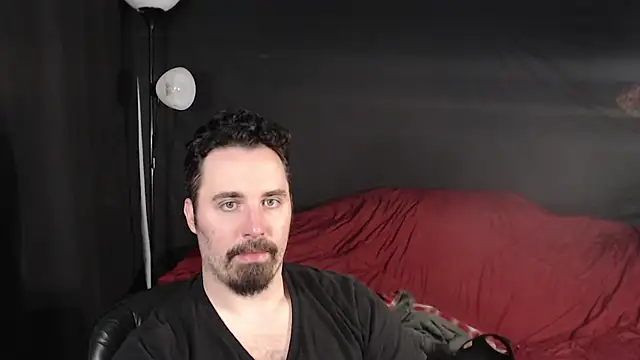 Snapshot of Metalstud chatting on 02-03-25, 12:58 Metalstud online show from 02-03-25, 12:58