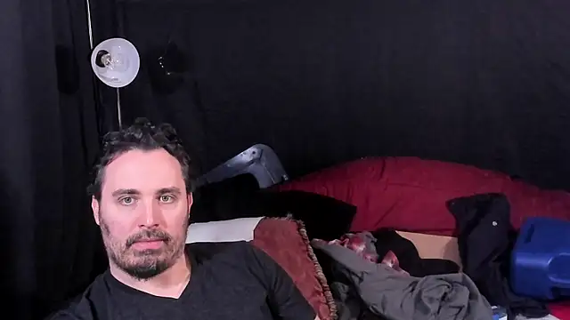 Metalstud online show from 12-20-25, 11:51