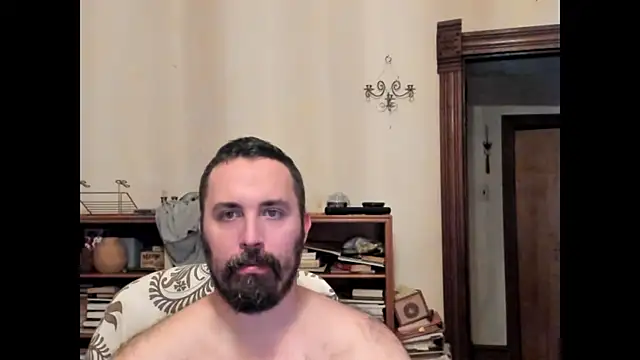 Snapshot of Metalstud chatting on 09-19-25, 01:20 Metalstud online show from 09-19-25, 01:20