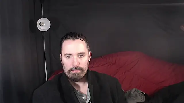 Snapshot of Metalstud chatting on 02-20-25, 10:37 Metalstud online show from 02-20-25, 10:37
