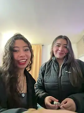 vaneelee online show from 04-12-26, 02:04