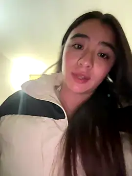 Snapshot of vaneelee chatting on 11-08-25, 02:48 vaneelee online show from 11-08-25, 02:48