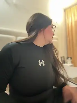 vaneelee online show from 12-21-25, 12:02