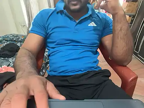 Snapshot of rohithunni123 chatting on 03-19-26, 05:40 rohithunni123 online show from 03-19-26, 05:40