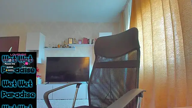 hot evil queen online show from 11-06-25, 09:02