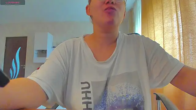 hot evil queen online show from 10-14-25, 10:49