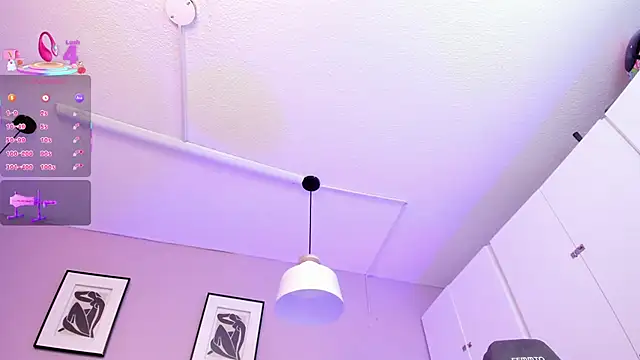 Inndrahot online show from 02-25-25, 03:09