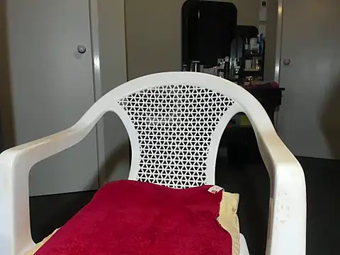 Angelchezcka online show from 11-17-25, 12:09